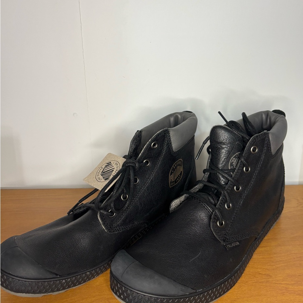 Palladium Slim Hi Cuff Lea